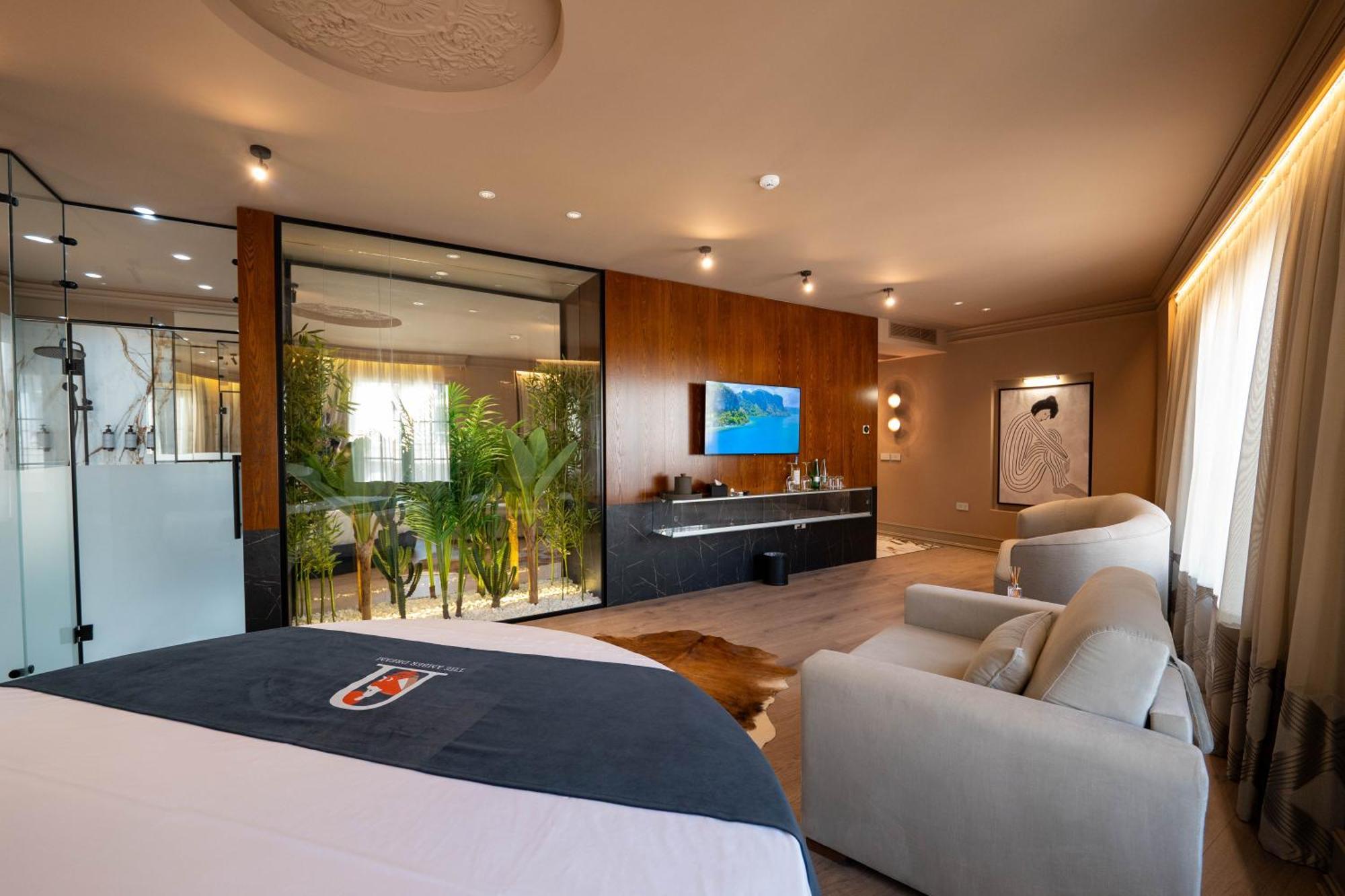 The Collector Hotel Boutique Саранде Екстериор снимка